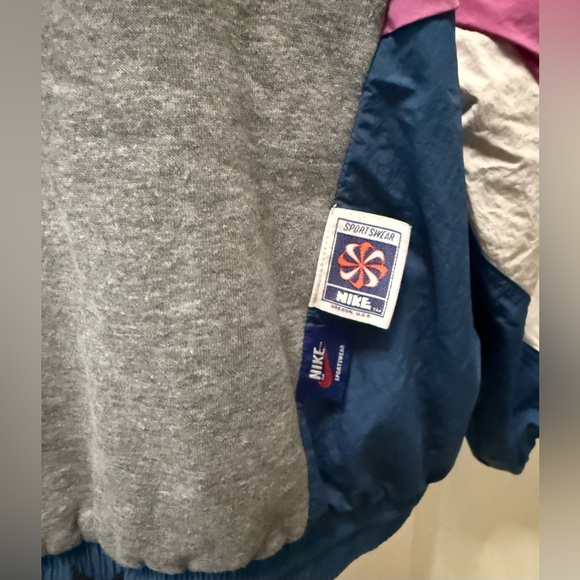 Nike Gray with White & Pink Hoodie - Picture 3 of 5